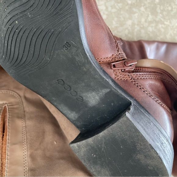 Ecco women’s brown warm winter leather boots Size 38 - Picture 5 of 5